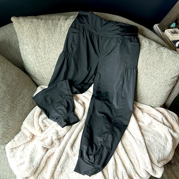 Black Lounge Pants - Picture 1 of 4